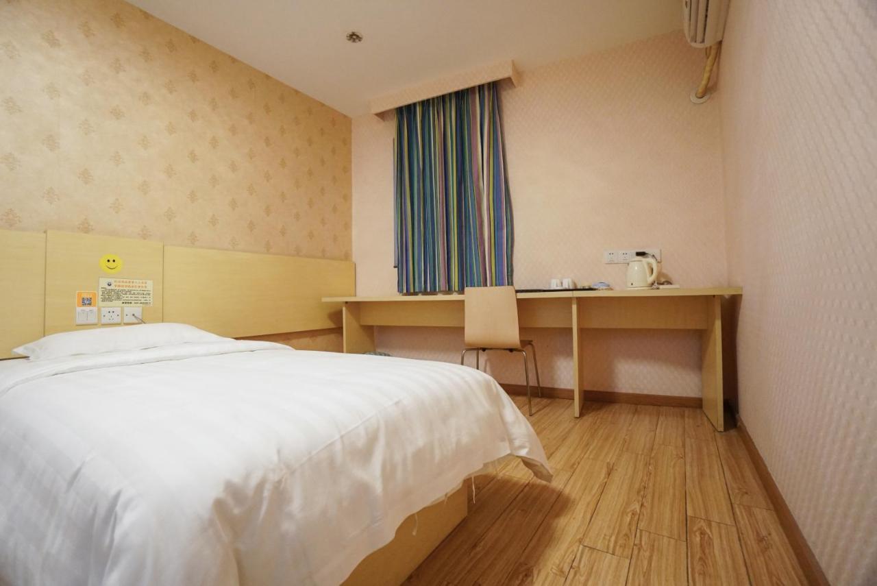Jia Mei Xin Holiday Hotel Baiyun Airport Branch Guangzhou Exterior foto