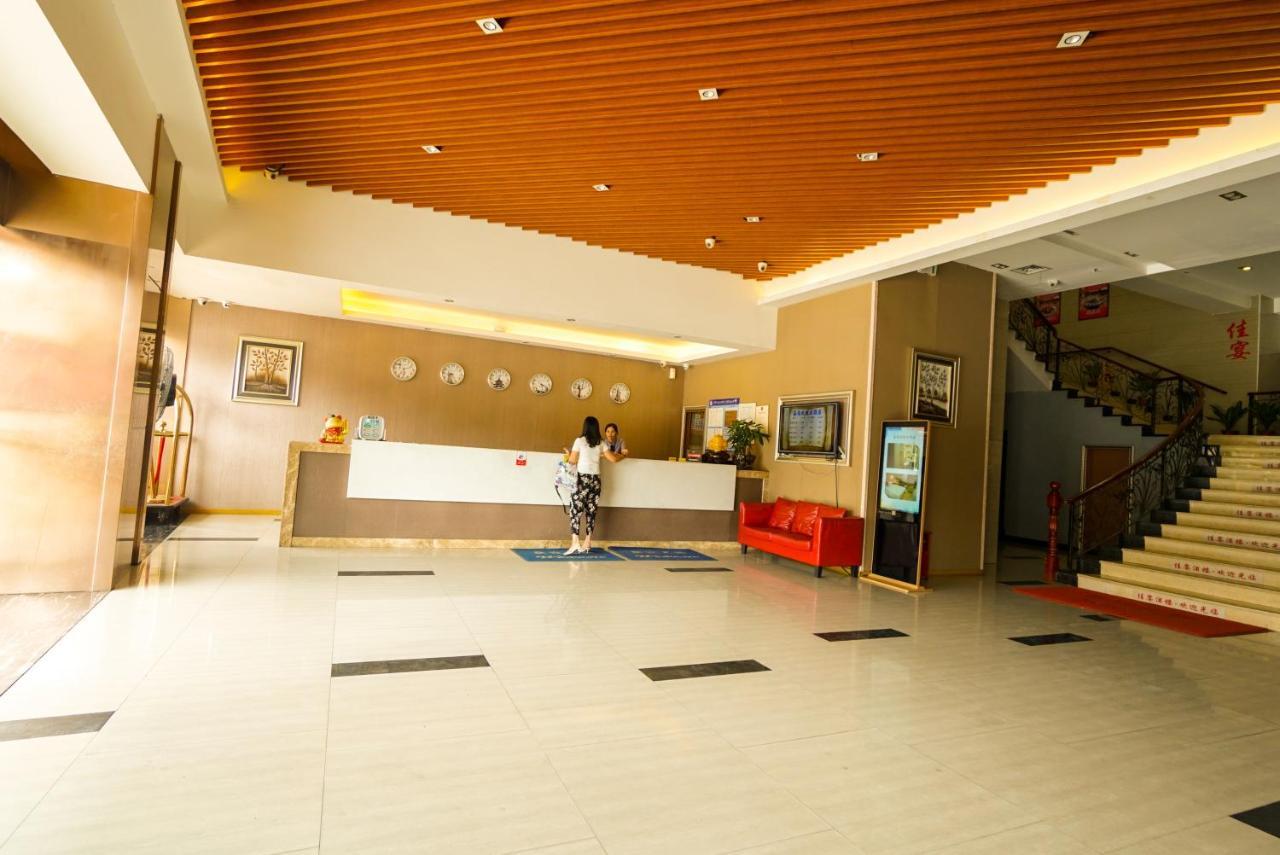 Jia Mei Xin Holiday Hotel Baiyun Airport Branch Guangzhou Exterior foto